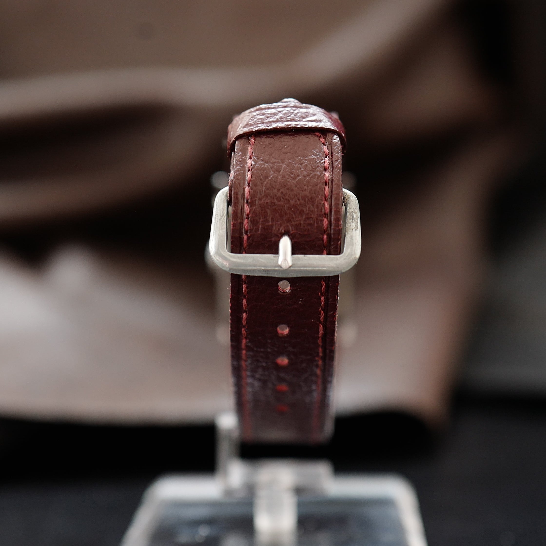 Frenca Tank Square Salmon Dial N.O.S - Buser Frères
