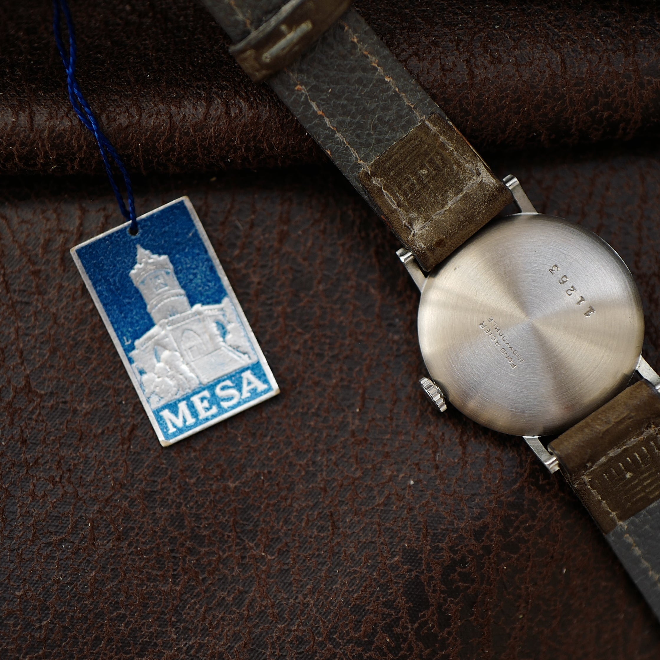 Montre Frenca Calatrava deux tons en bronze avec cadran vintage, style WWII Buser Frères, neuve dans sa boîte.