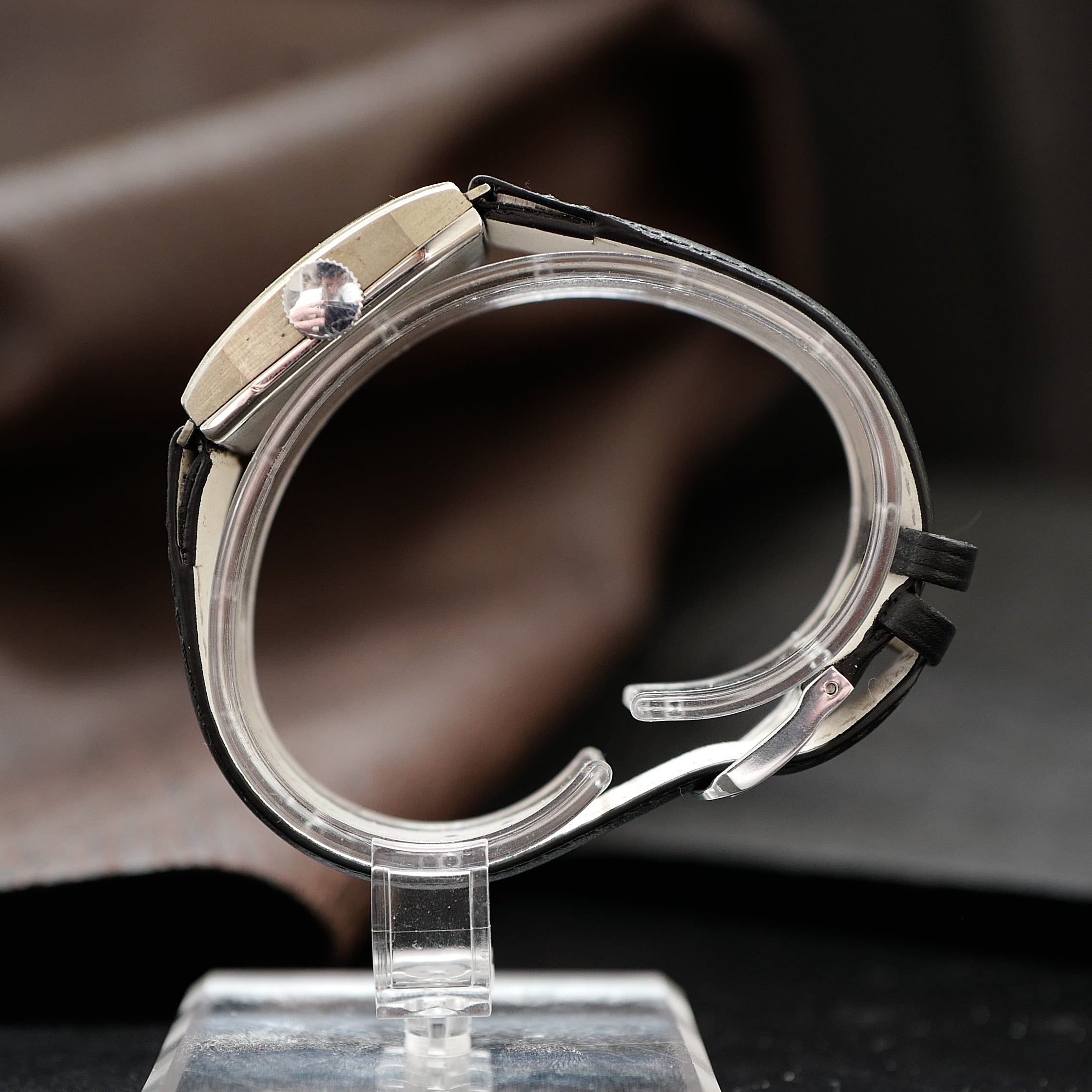 Soin à lèvres LIP T18 Art Deco de première génération des années 1930, neuf, avec design vintage élégant.