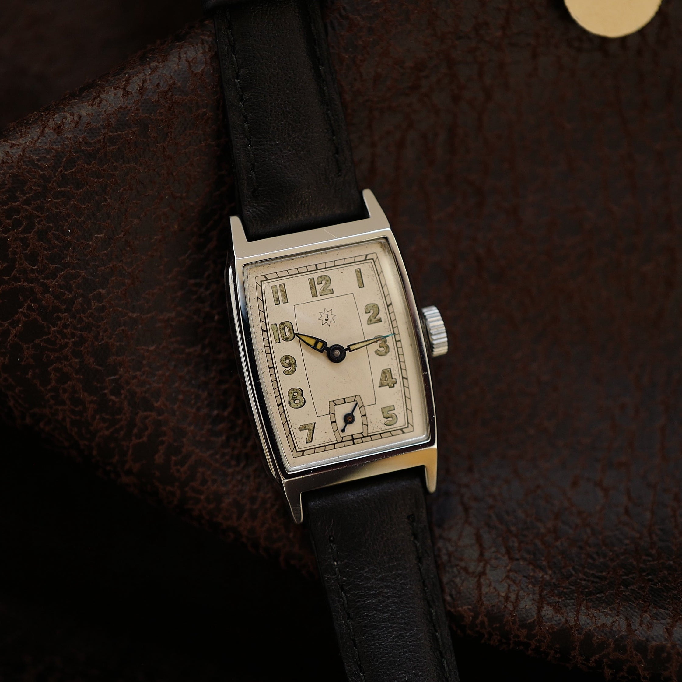 Junghans Military WWII N.O.S Tonneau | One of One