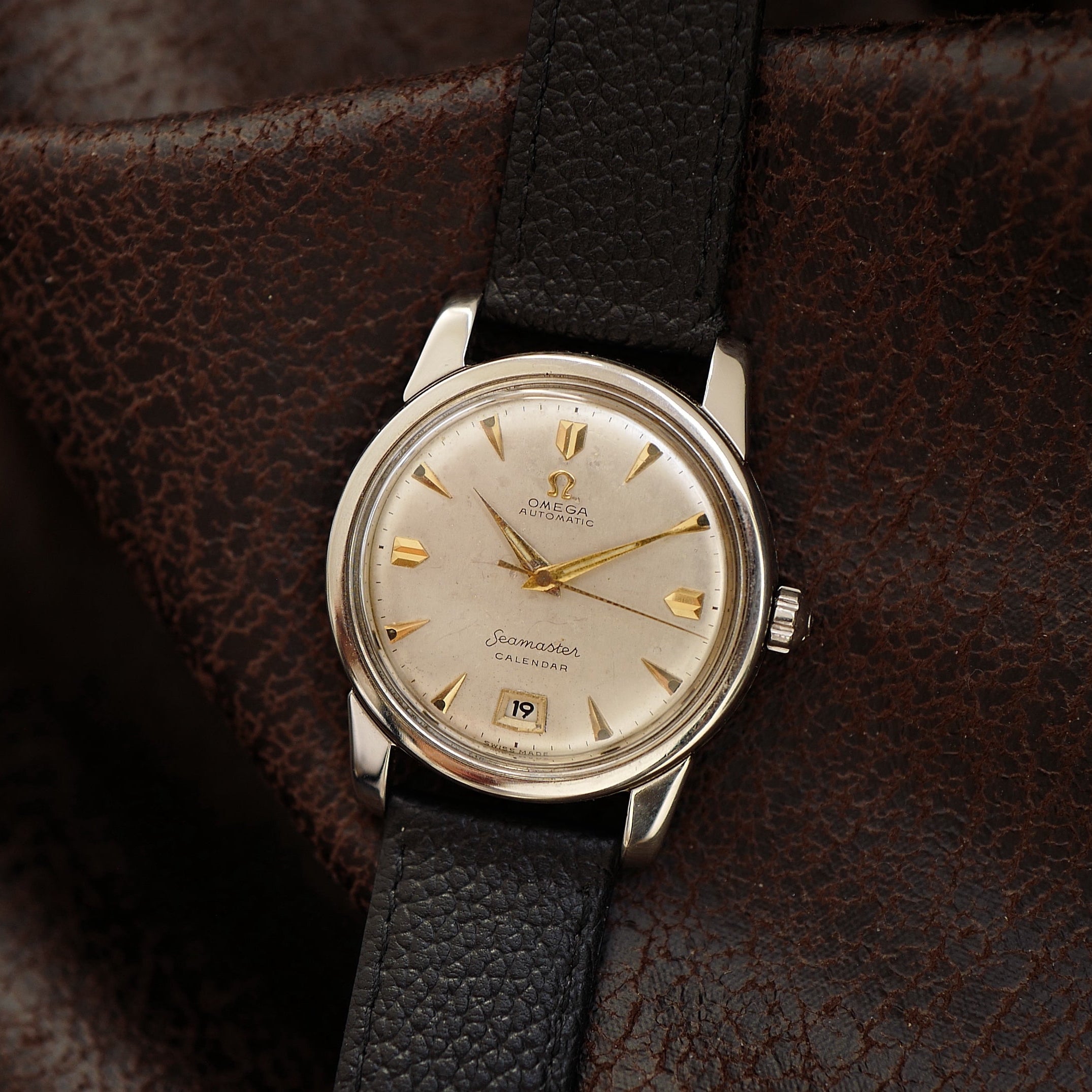 Omega Seamaster Calendar - Silver Dial 1950's (2757-4 SC
)