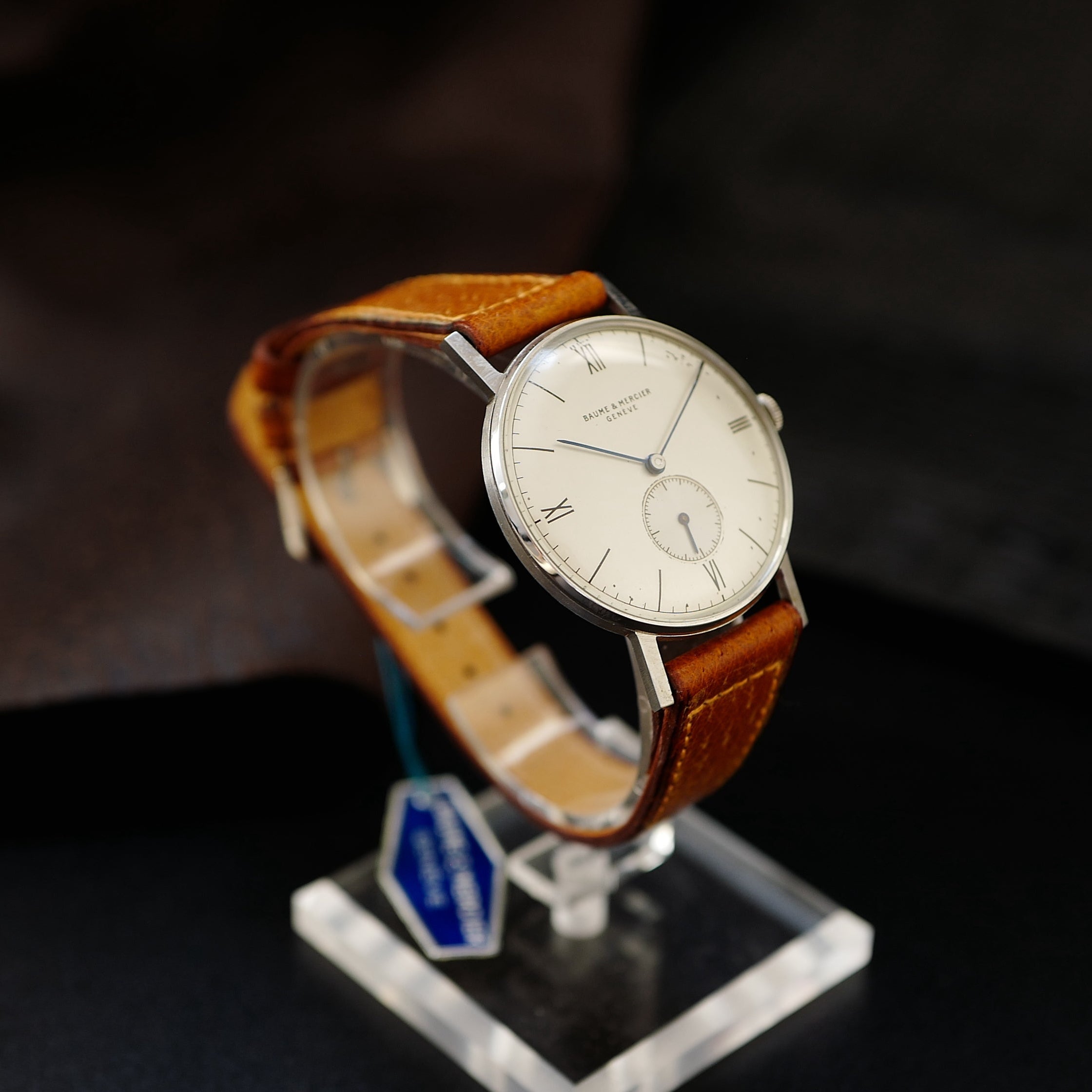 Baume & Mercier Calatrava Bauhaus - Oversize Case 1950s N.O.S