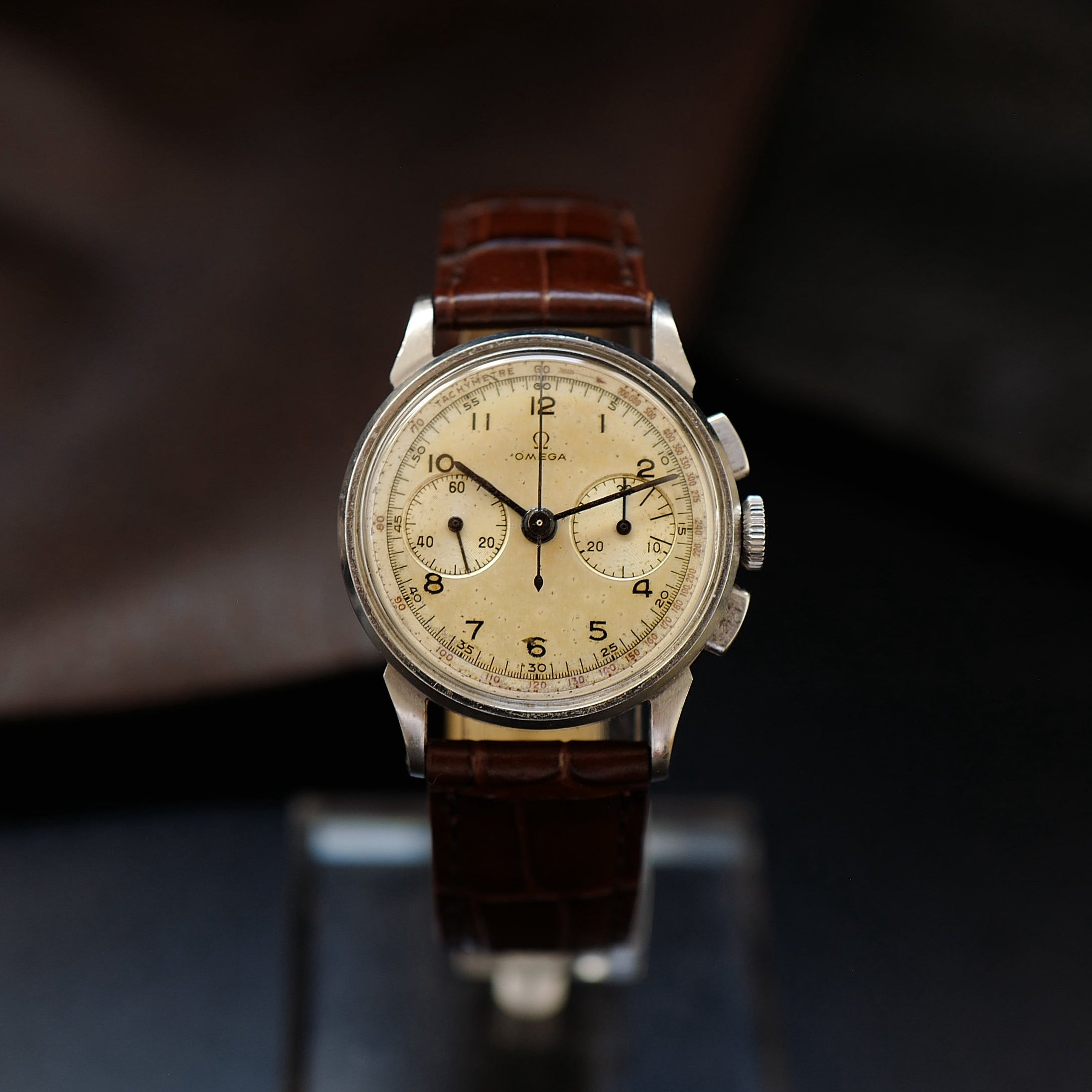 Omega Chronograph Faceted Lugs 1940s - (2276-1) 27CHRO