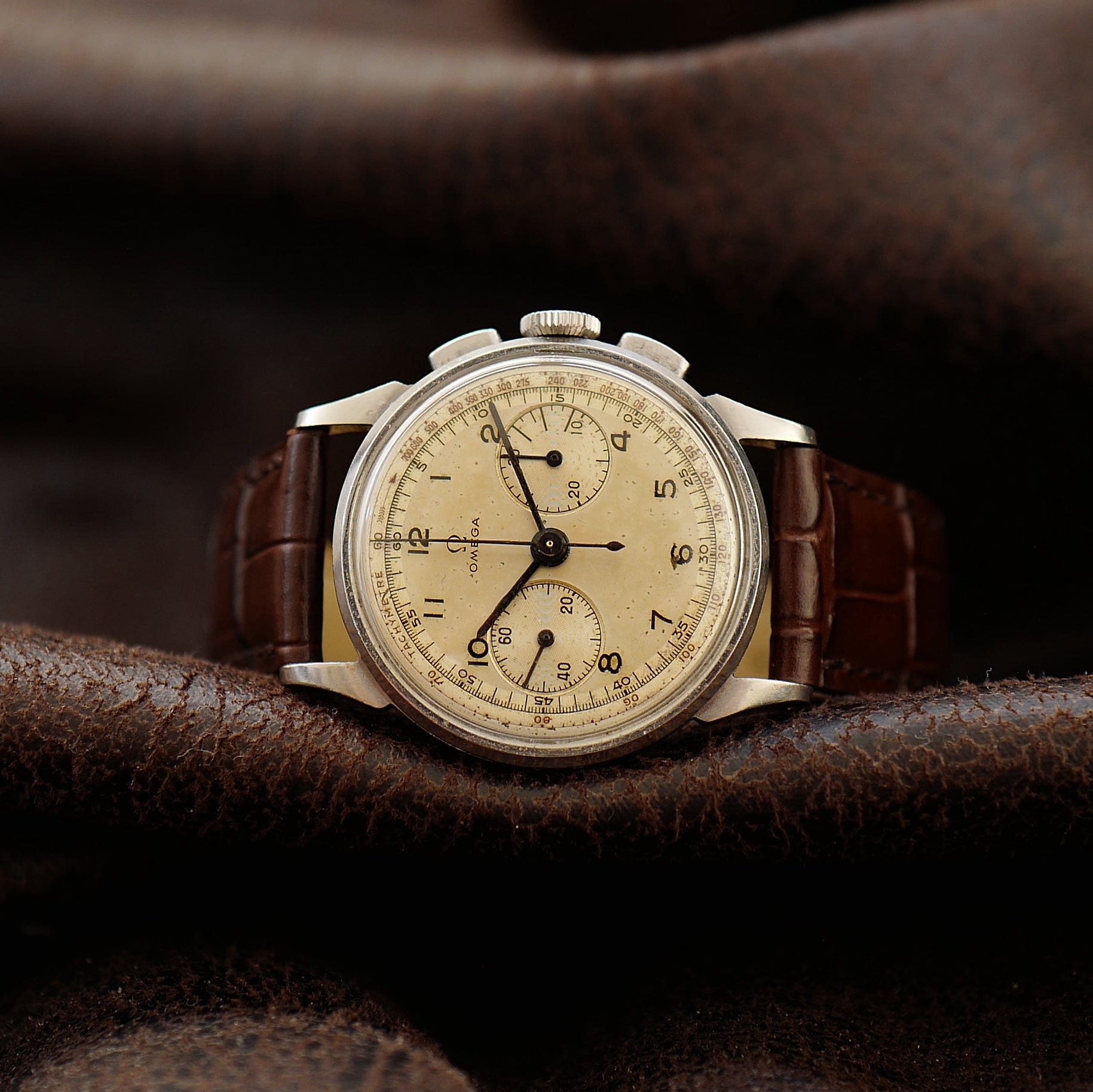 One of One : Vintage Collection, chronographe Omega double sous compteur.