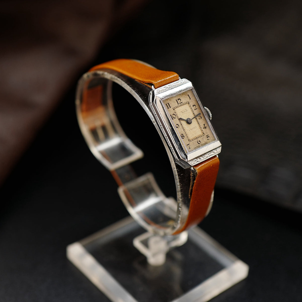 Tudor Tank Art Deco - Rolex Case Snowite 1930's (Co-branded J.Boseck & Co).
