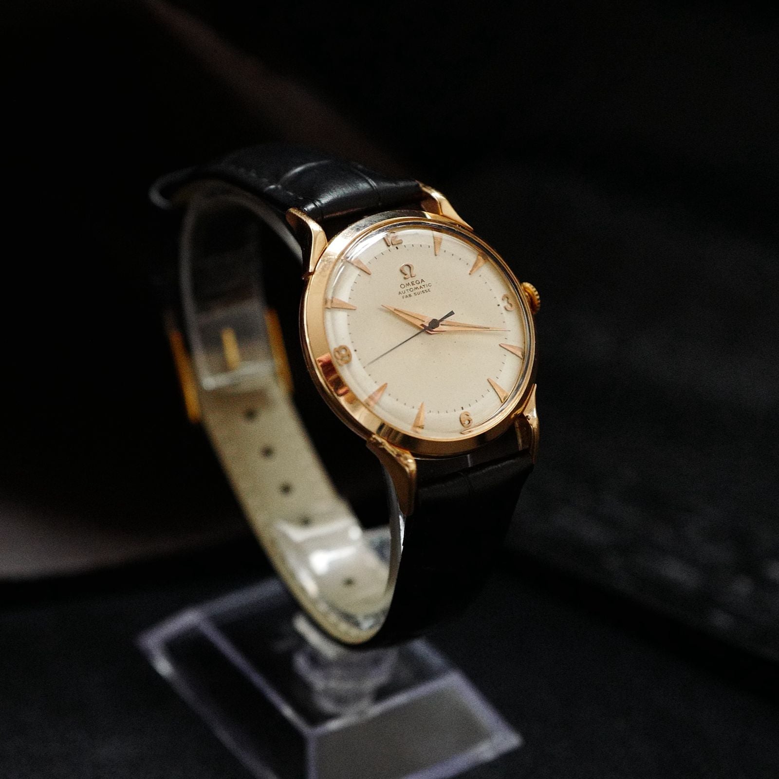 Omega Bumper 354 Rose Gold - 18k