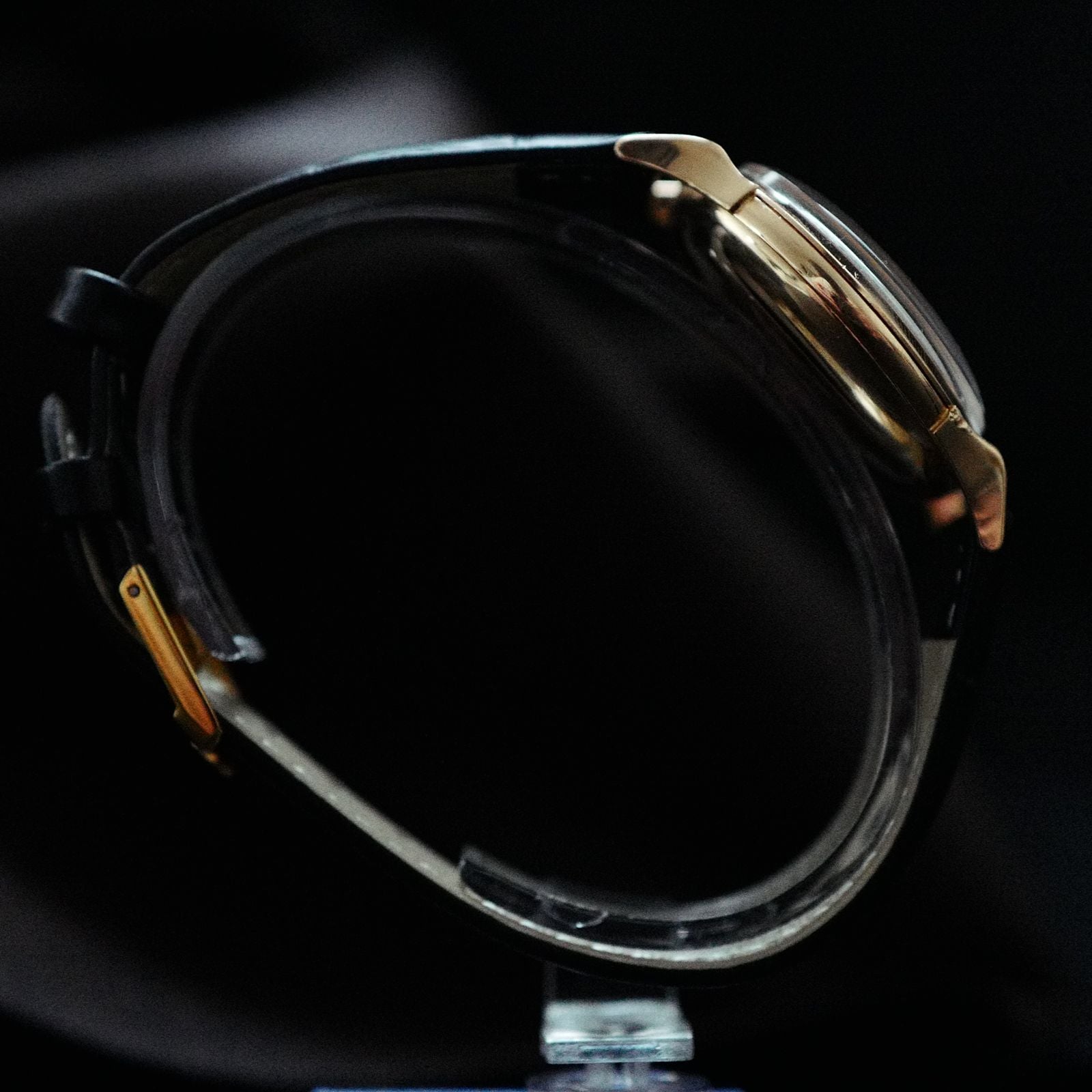 Omega Bumper 354 Rose Gold - 18k