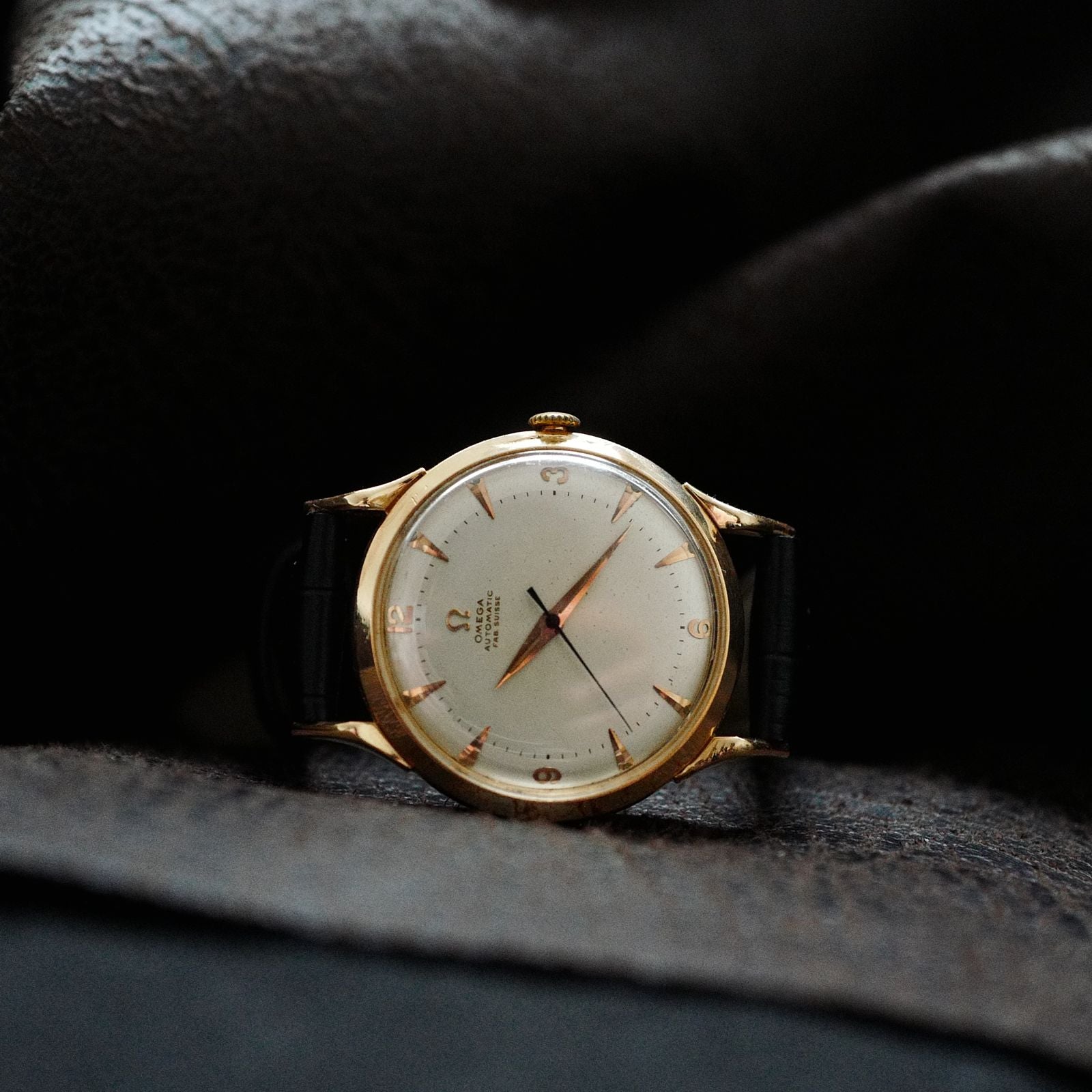 Omega Bumper 354 Rose Gold - 18k