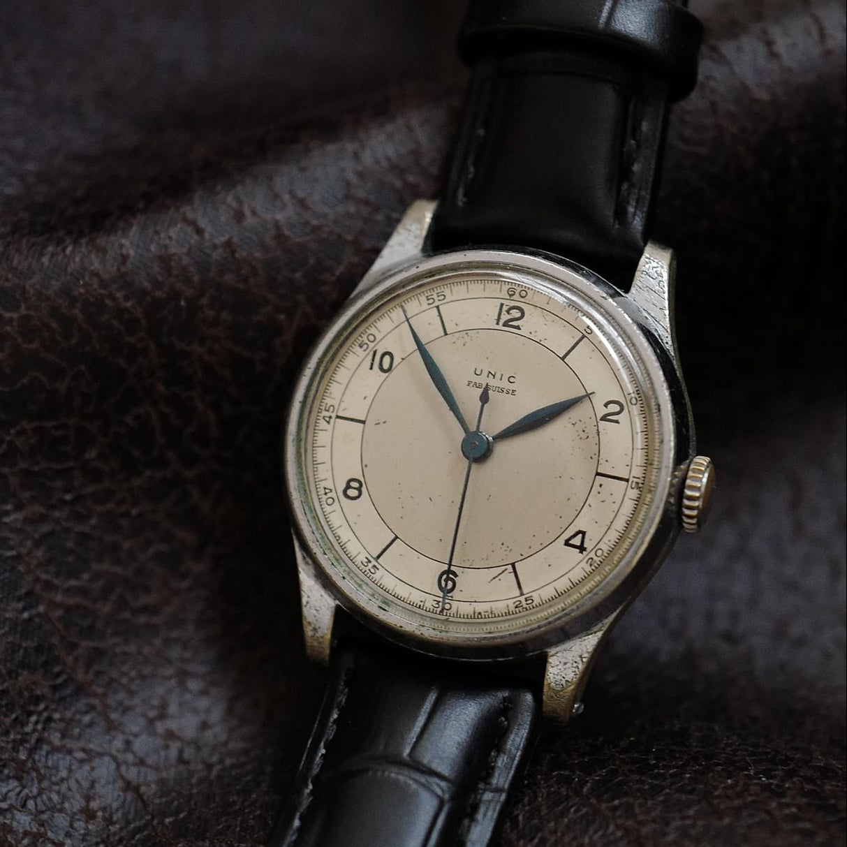 Unic Military World Ware Two Tone