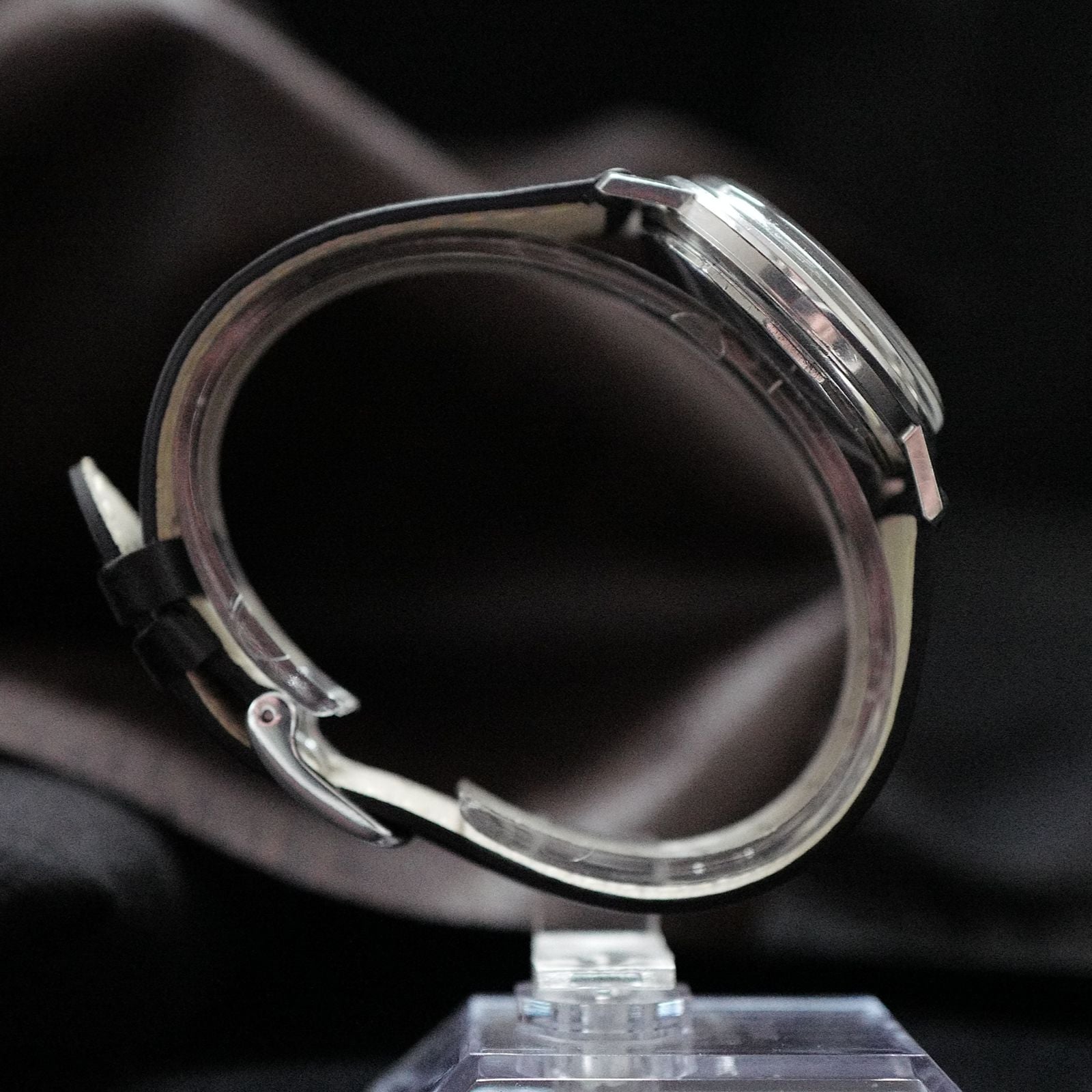 Universal Genève Polerouter Date