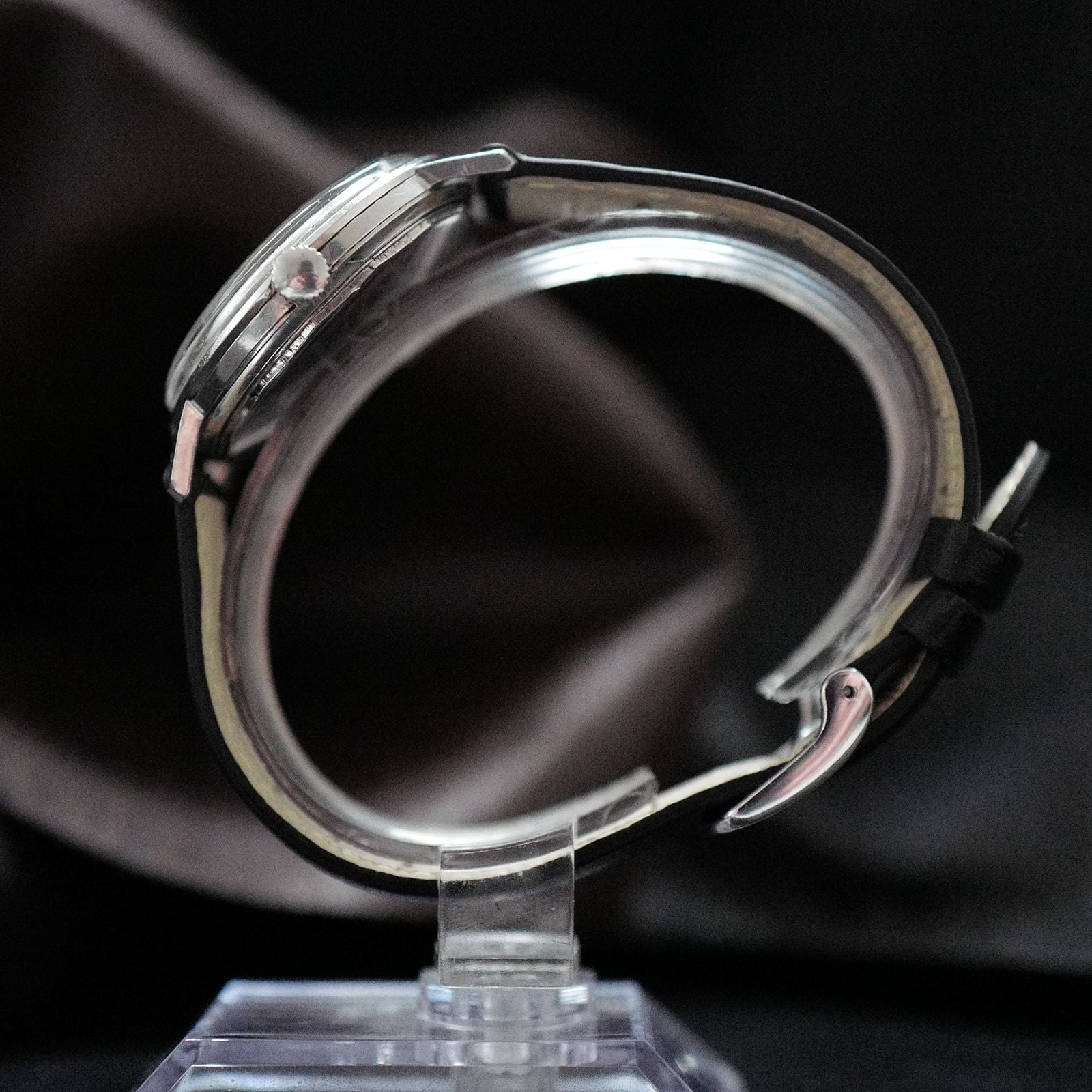 Universal Genève Polerouter Date