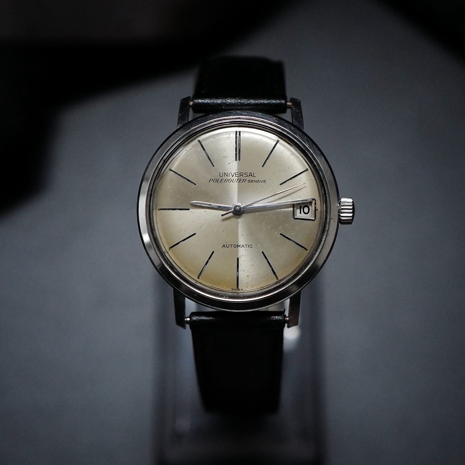 Universal Genève Polerouter Date