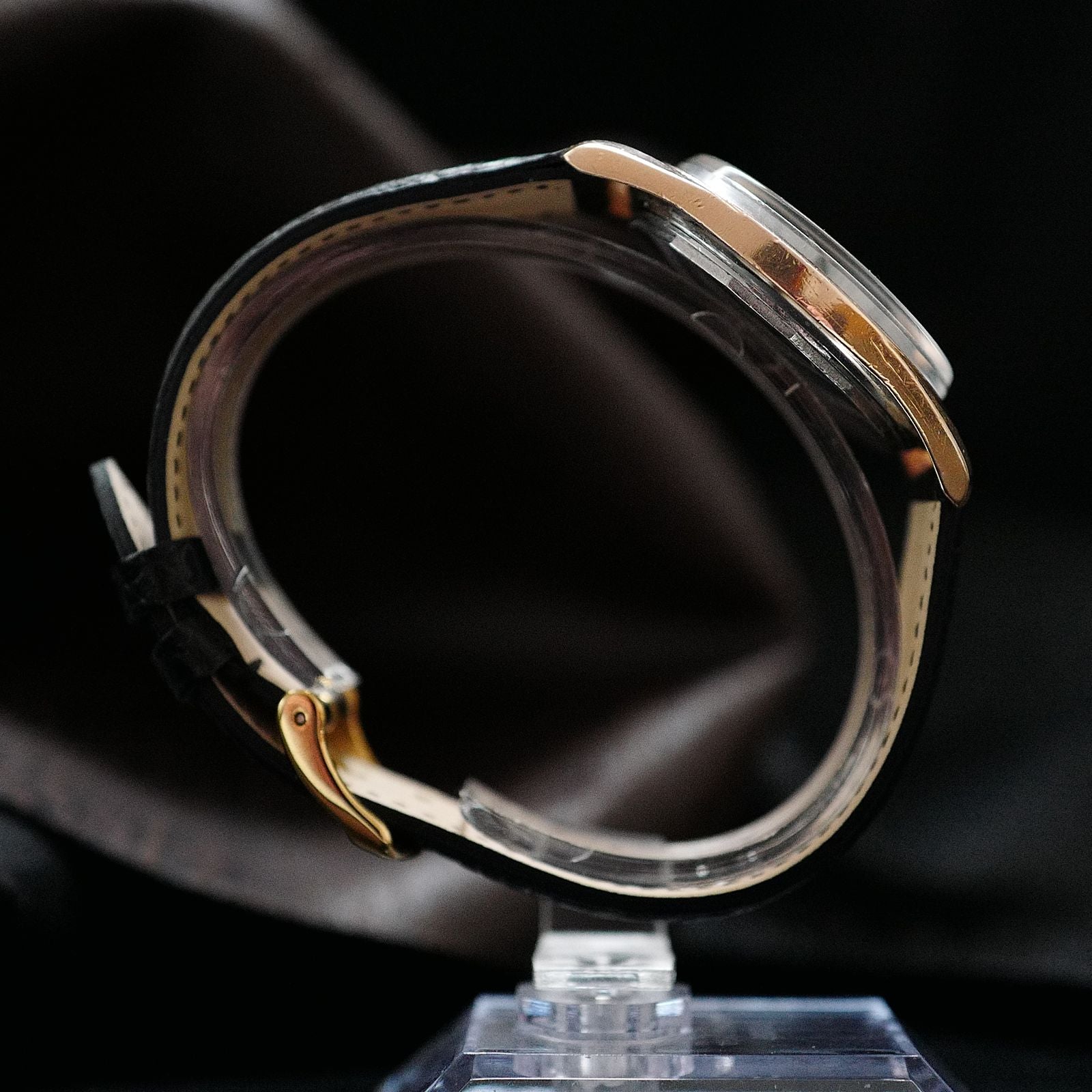 Universal Genève Polerouter Date