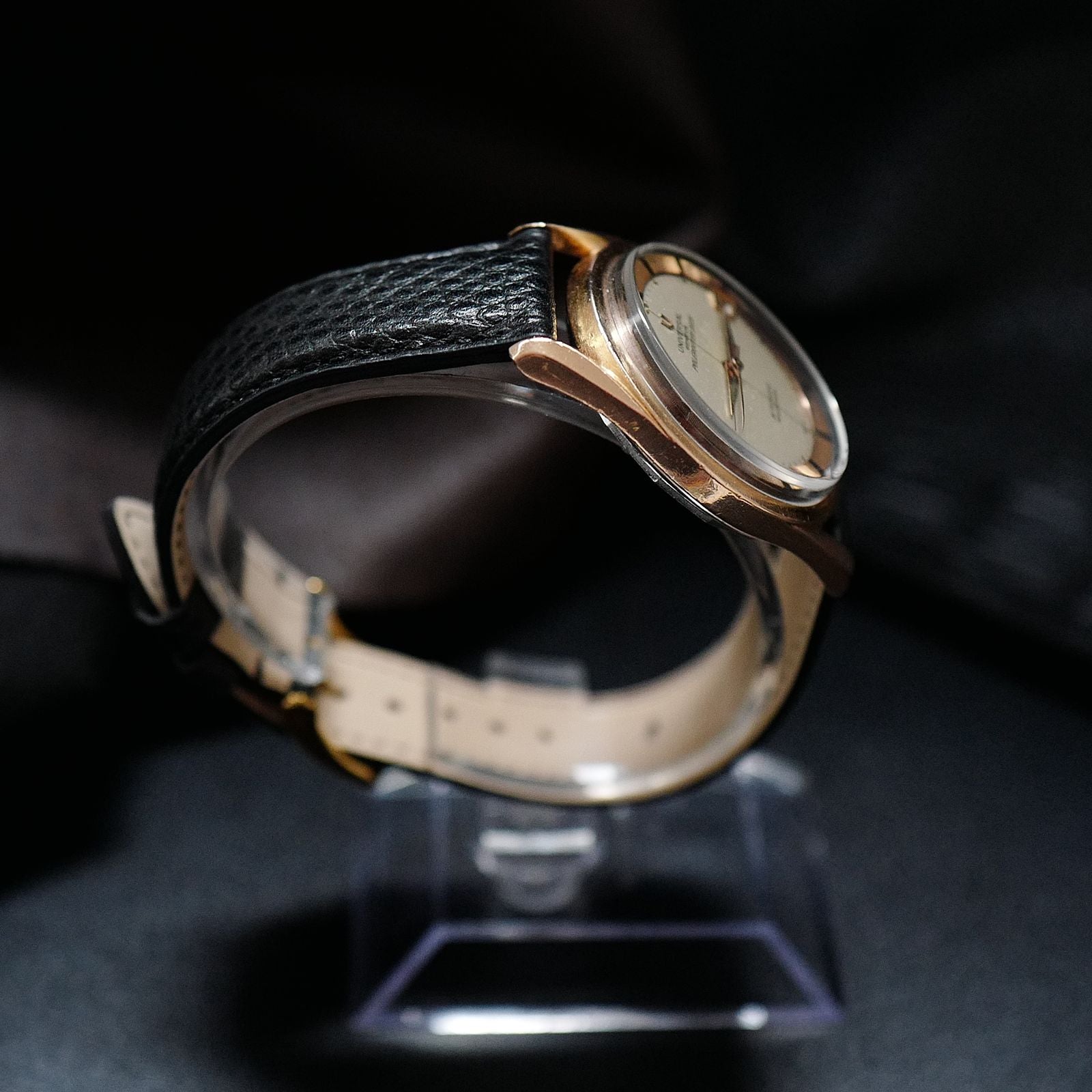 Universal Genève Polerouter Date