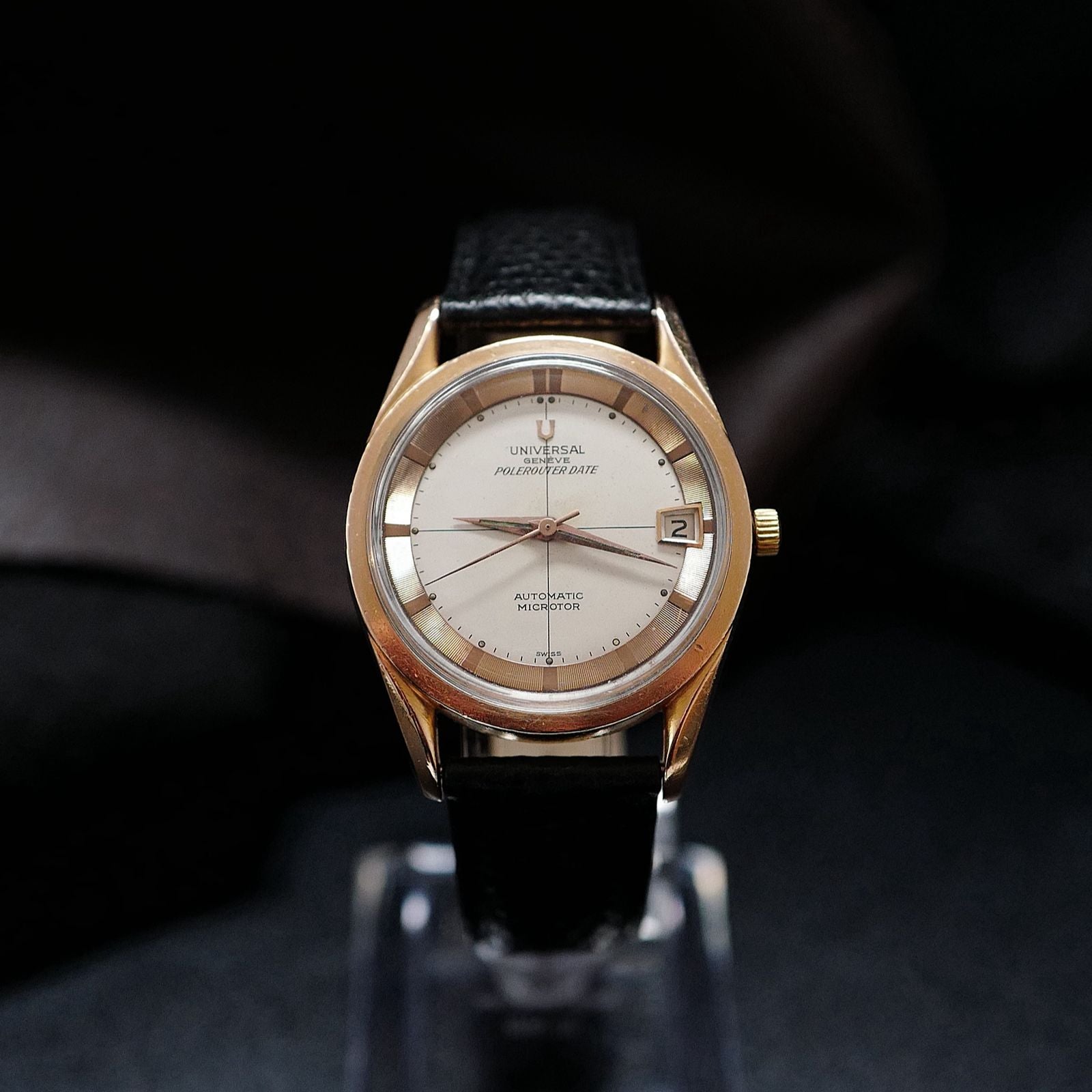 Universal Genève Polerouter Date