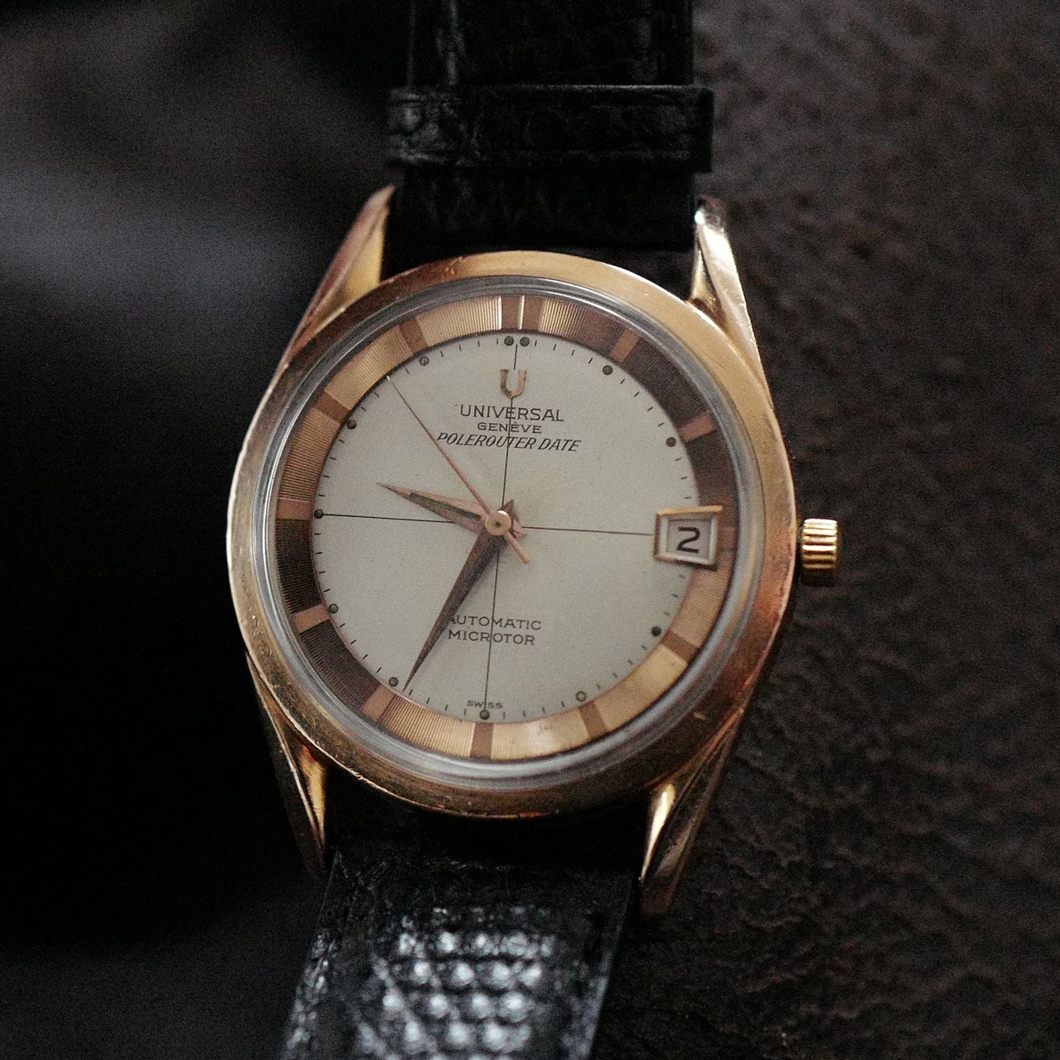 Universal Genève Polerouter Date