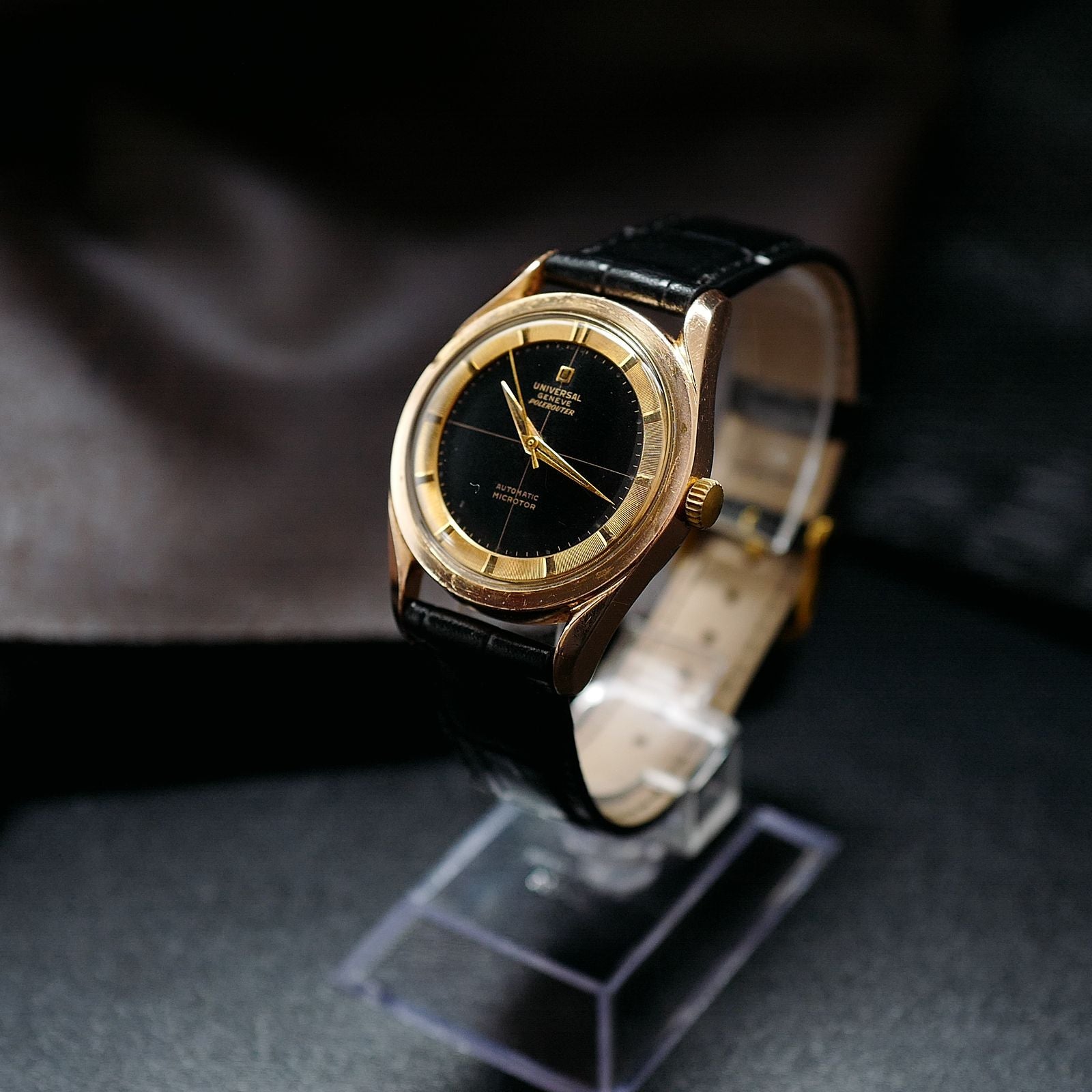 Universal Genève Polerouter Gold Black Dial