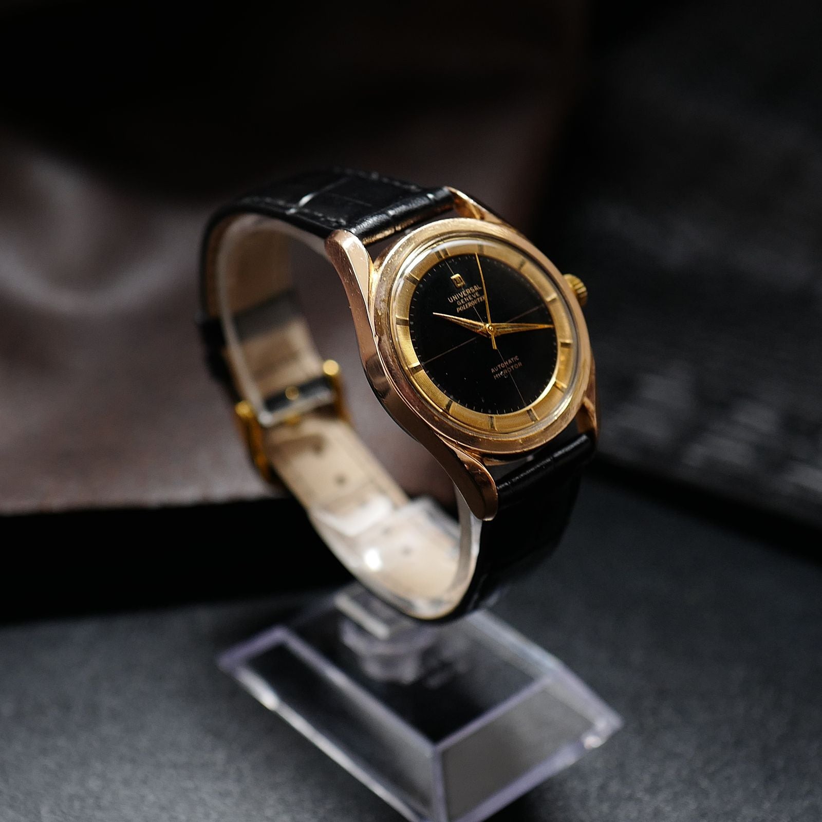 Universal Genève Polerouter Gold Black Dial