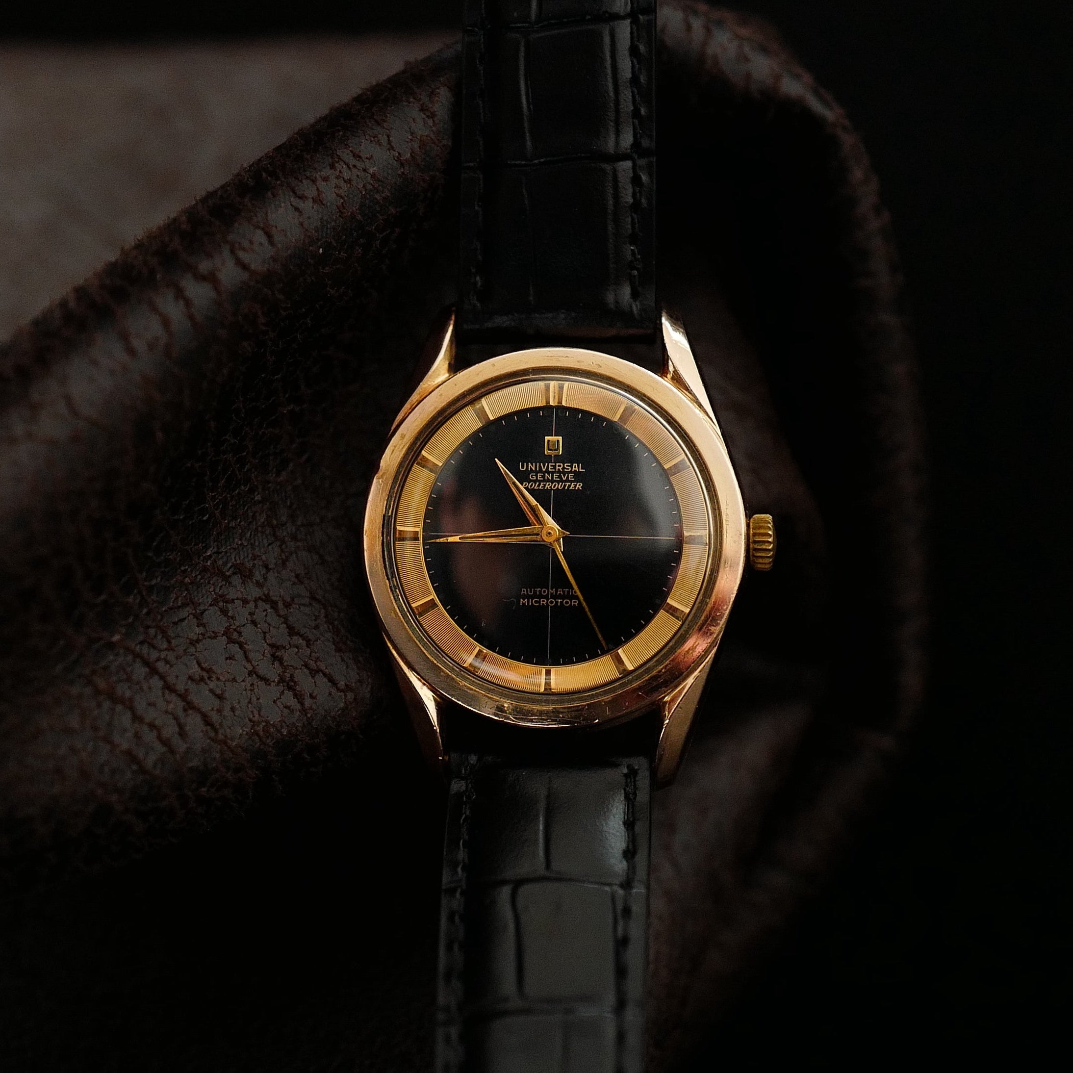 Universal Genève Polerouter Gold Black Dial
