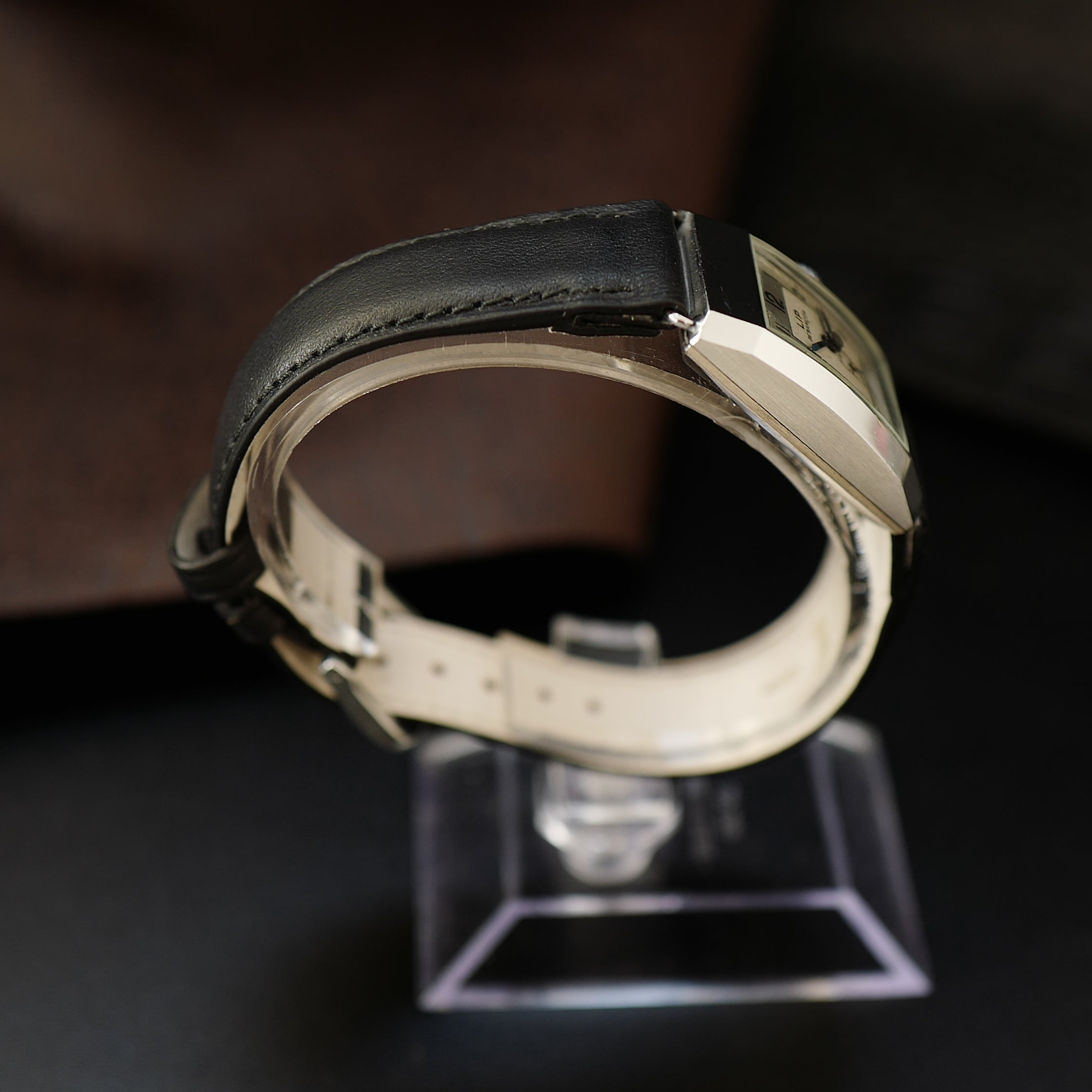 LIP T18 - Art Deco Two Tone 1930's