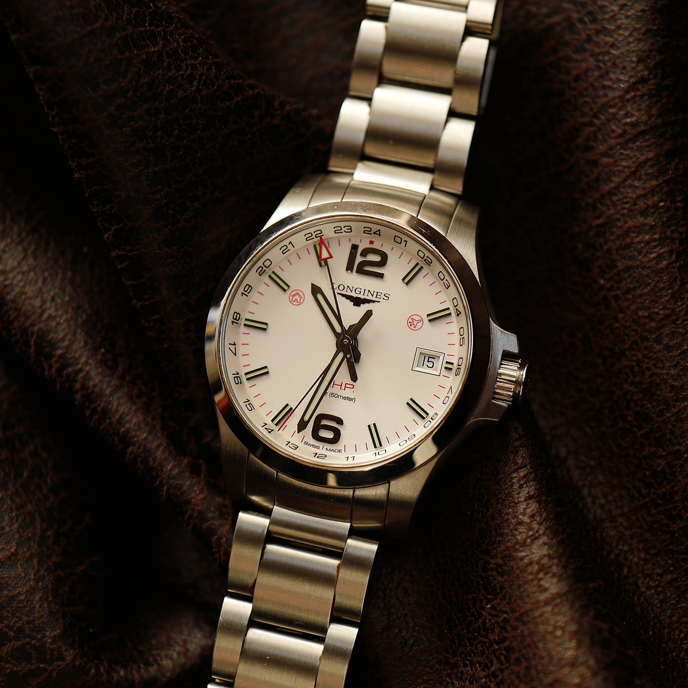 Longines Conquest VHP - GMT