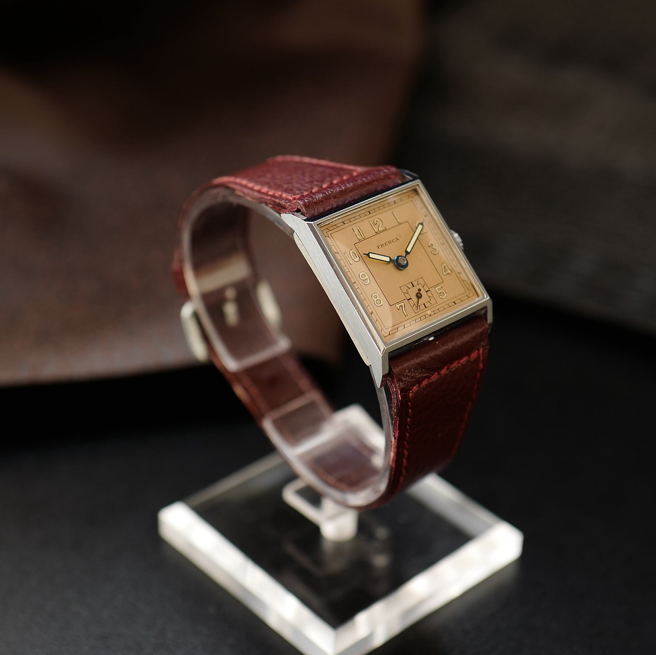 Frenca Tank Square Salmon Dial N.O.S - Buser Frères