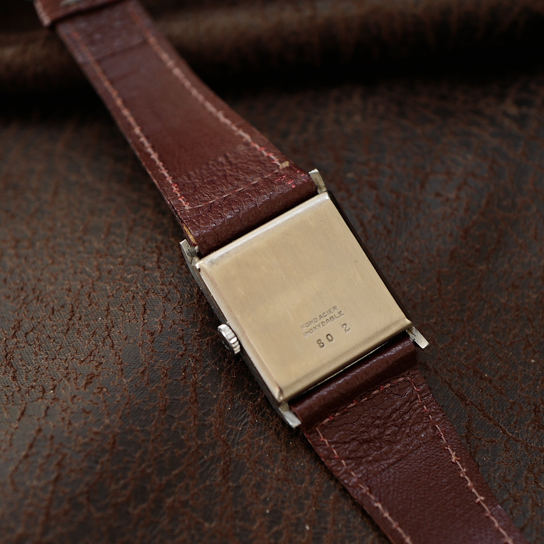Frenca Tank Square Salmon Dial N.O.S - Buser Frères