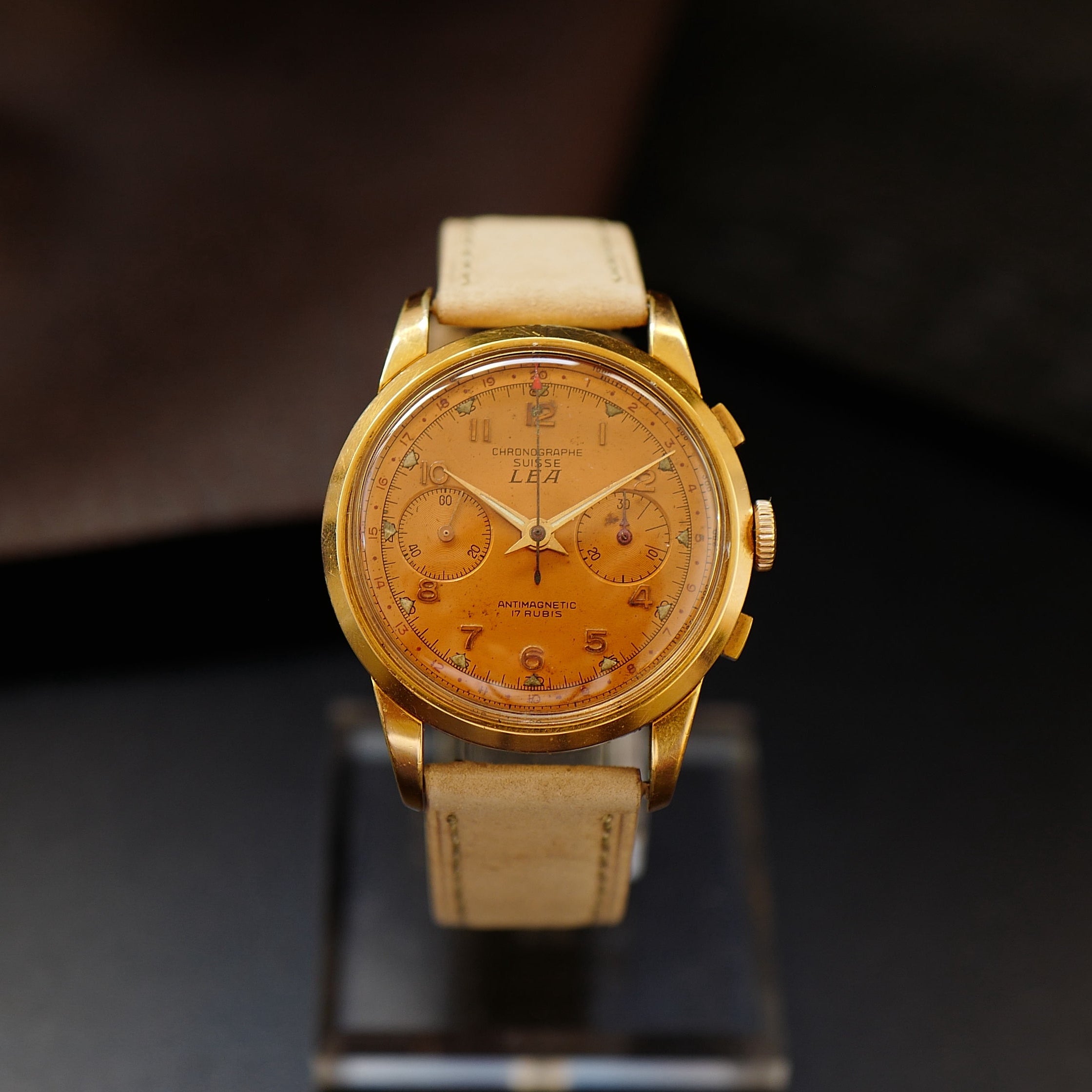 Chronographe Suisse Léa Salmon Dial - 1950's