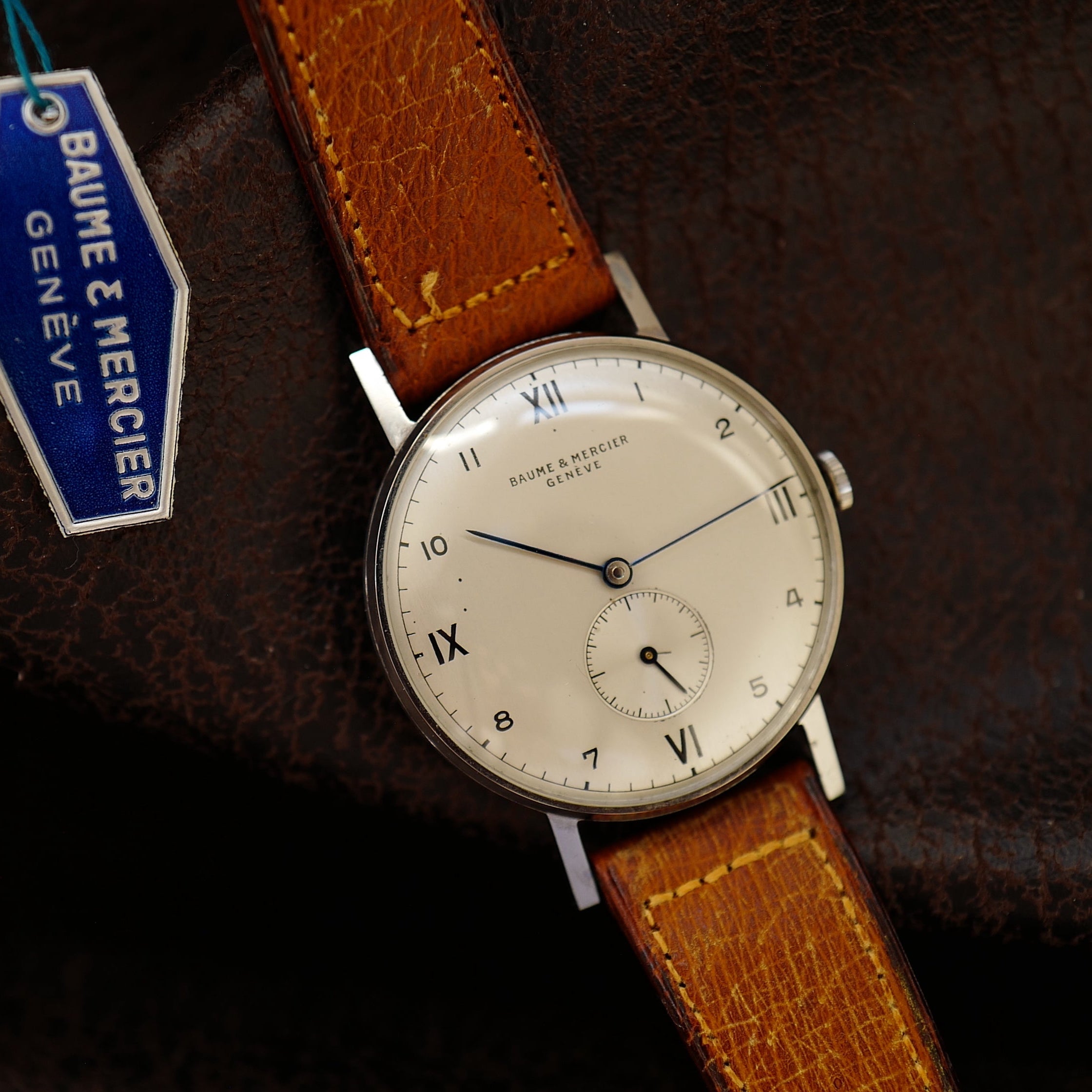 Baume & Mercier Calatrava Bauhaus - Oversize Case 1950s N.O.S
