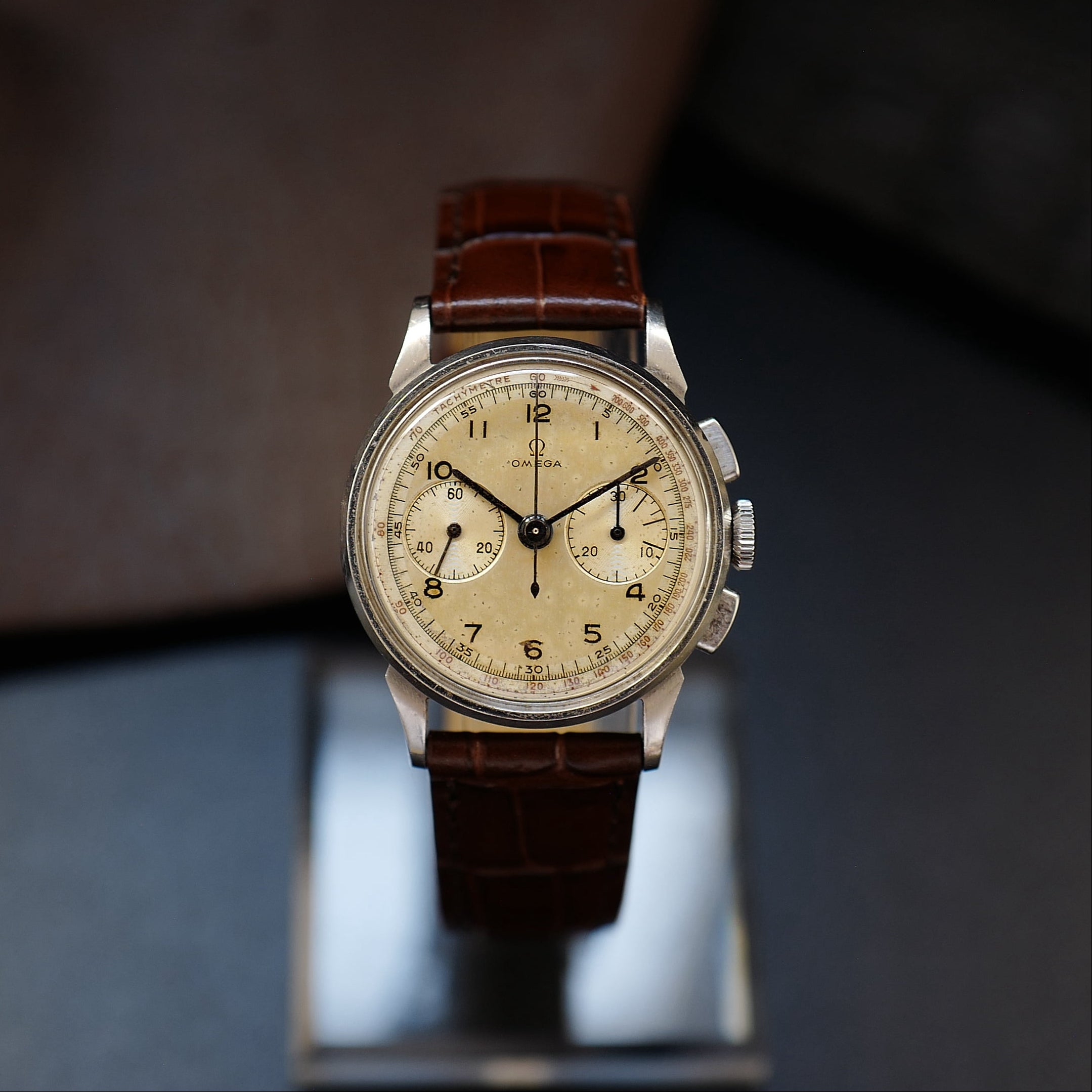 Omega Chronograph Faceted Lugs 1940s - (2276-1) 27CHRO