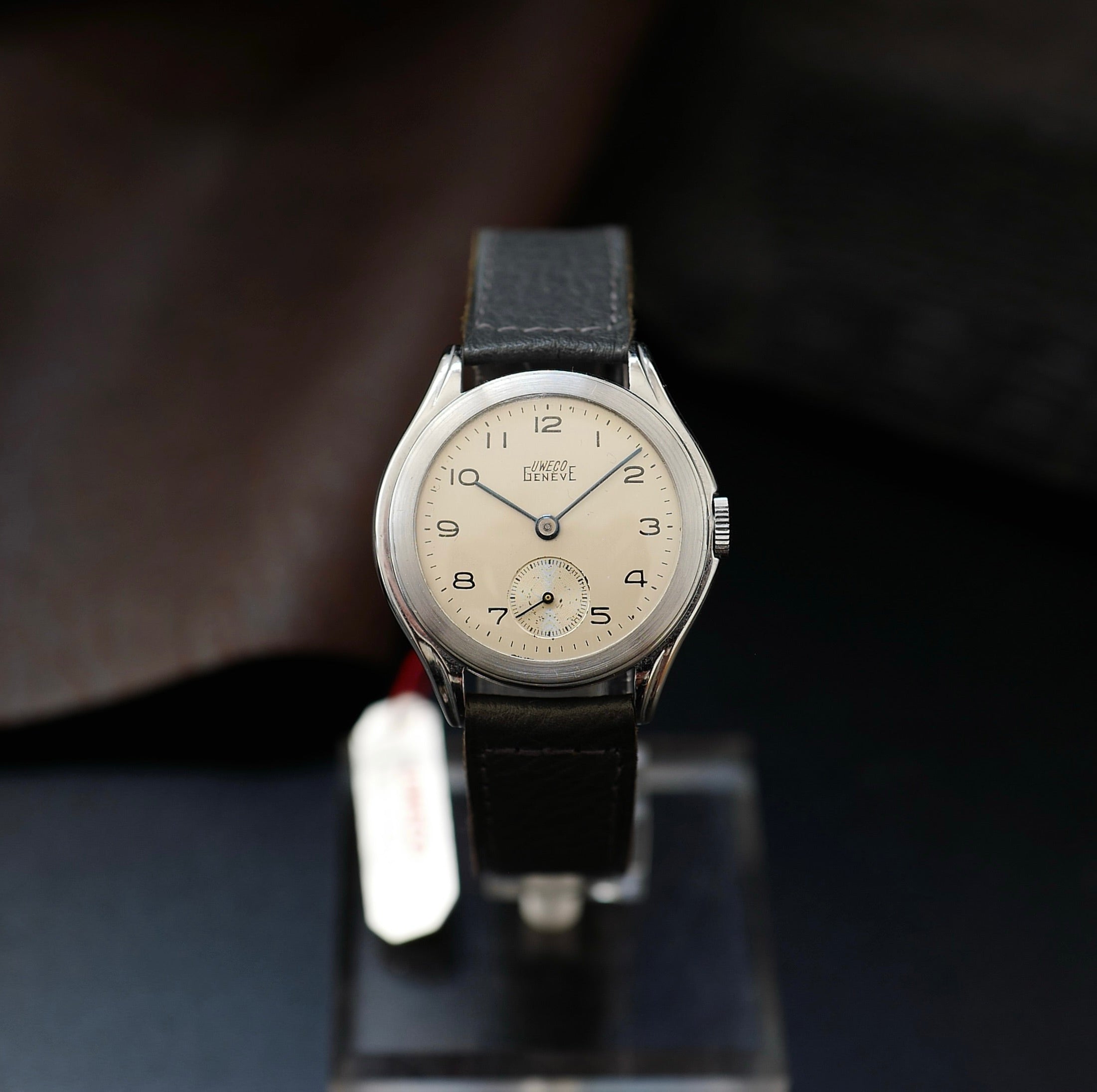 Uweco Genève Small Second (Universal Watch Company) N.O.S 1936