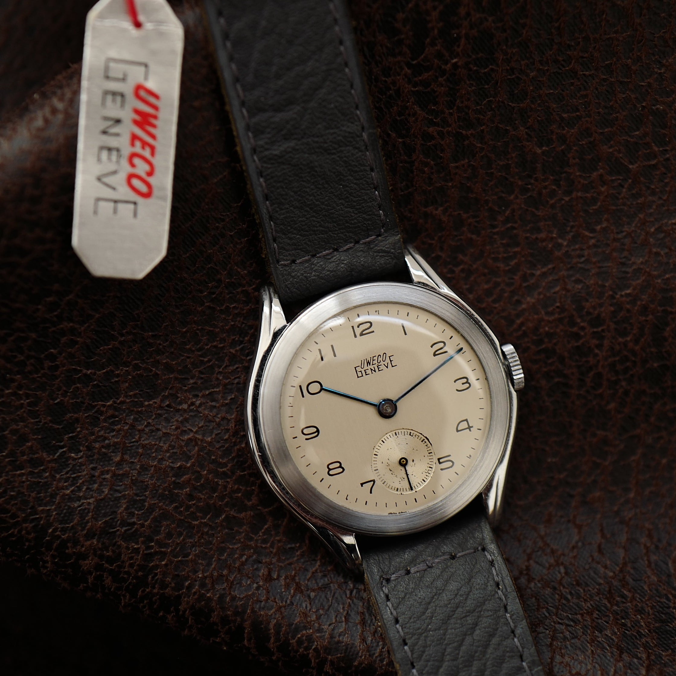 Uweco Genève Small Second (Universal Watch Company) N.O.S 1936