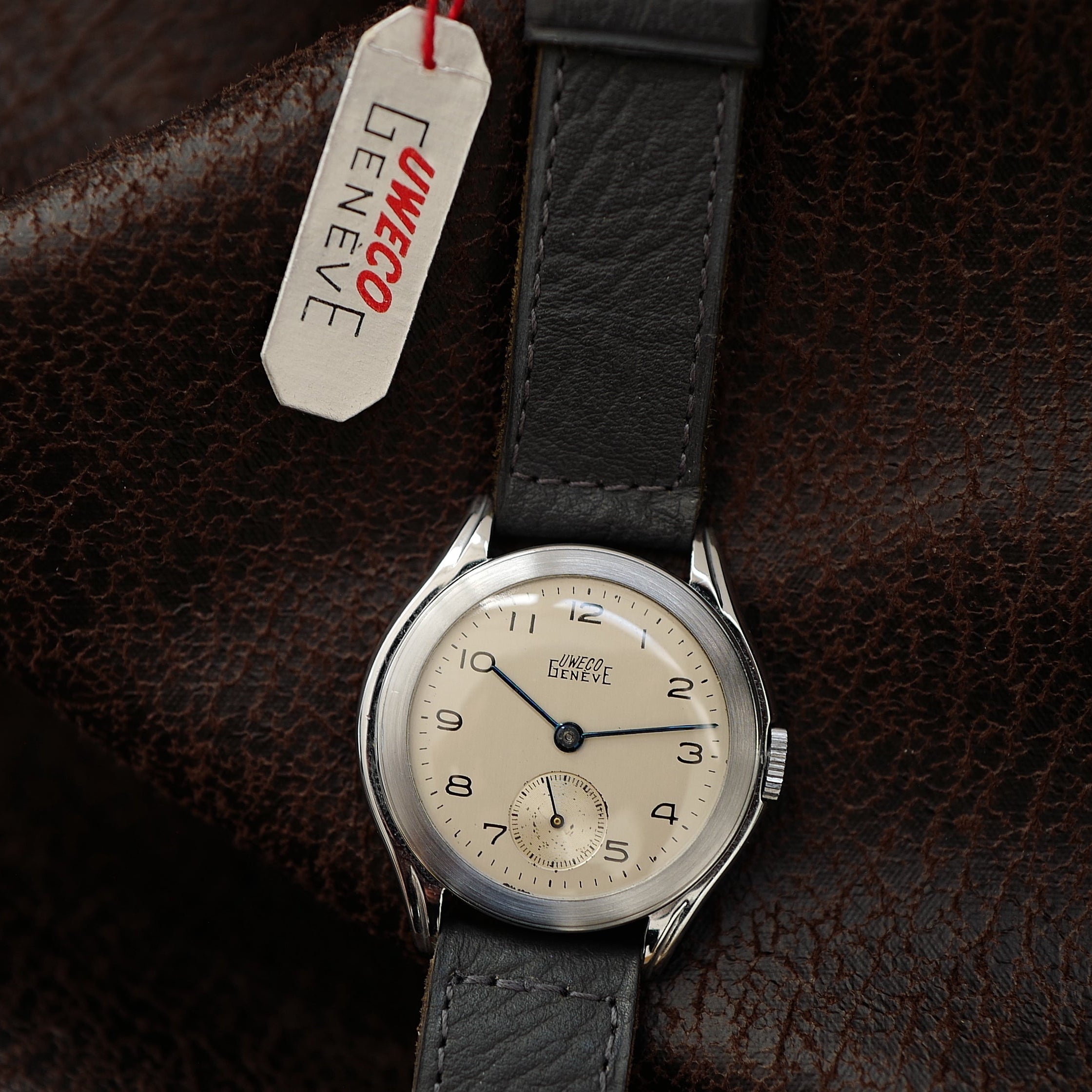 Uweco Genève Small Second (Universal Watch Company) N.O.S 1936