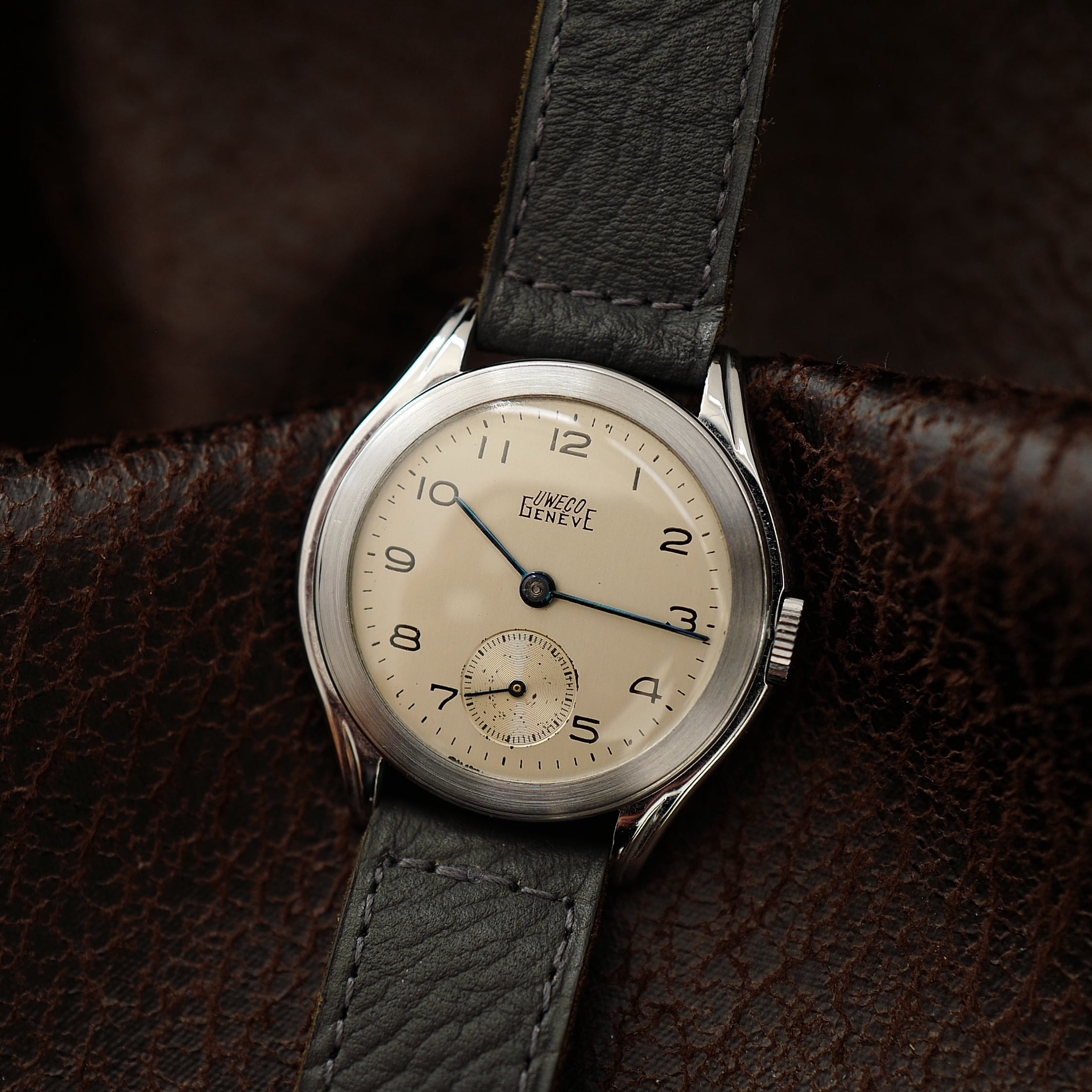 Uweco Genève Small Second (Universal Watch Company) N.O.S 1936